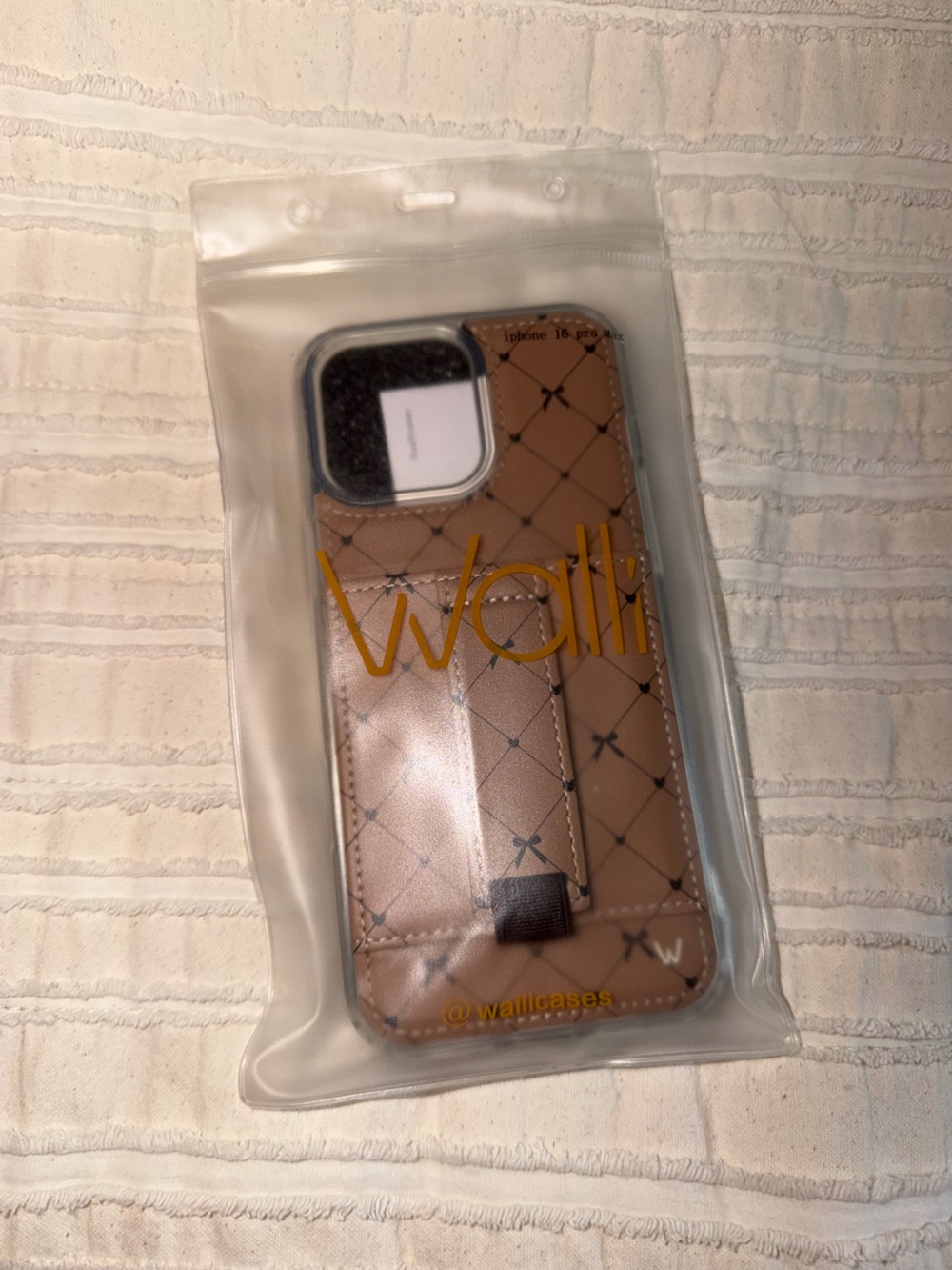 MVMT Quilted Tan/Brown Phone Case with Card Strap